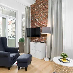 Mtp Chełmońskiego By Renters Poznań