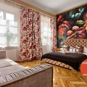 Appartement Mikolajska 5